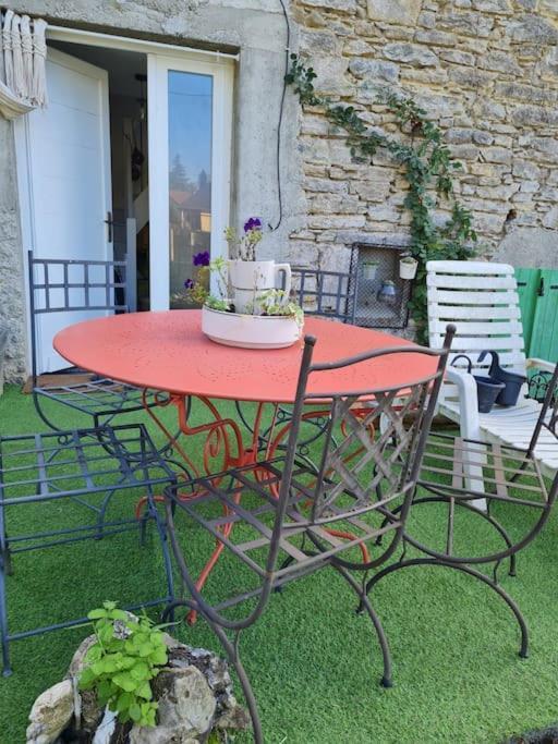 Appartement De La Laiterie Avec Petit Jardin. Eysus Eksteriør bilde